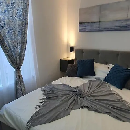 Apartment First Studio24